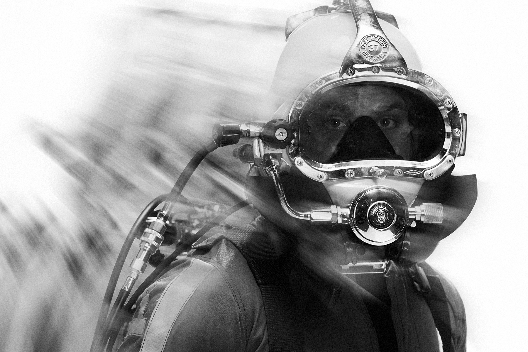 NAVY SPECIAL TEAMS DIVER
